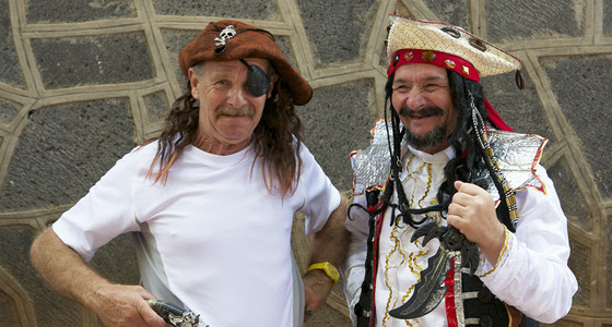 Large thumb pezi 9705