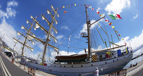 Large thumb  pezi 9457